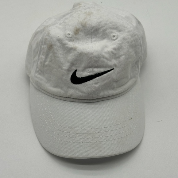 Nike Toddler Adjustable BaseBall Cap 2319001 White Soft Shell Curved Brim OSFA - Picture 1 of 7